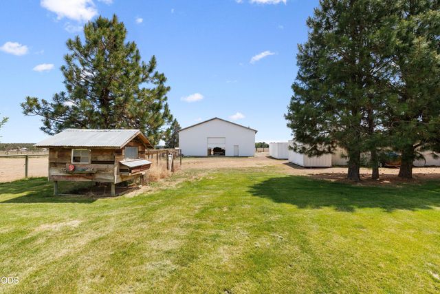 66300 White Rock Loop, Bend, OR 97703