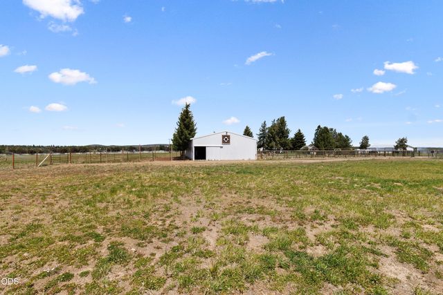 66300 White Rock Loop, Bend, OR 97703