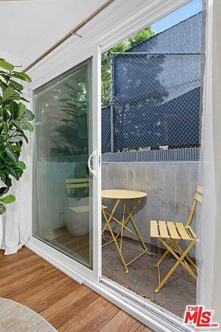 1228 18th Street D, Santa Monica, CA 90404
