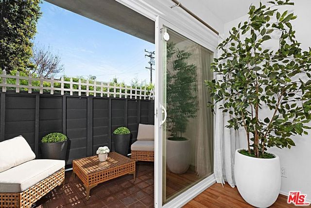 1228 18th Street D, Santa Monica, CA 90404