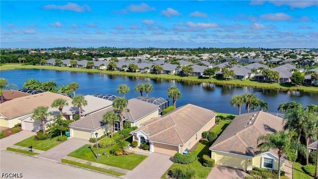 2641 Clairfont CT, Cape Coral, FL 33991