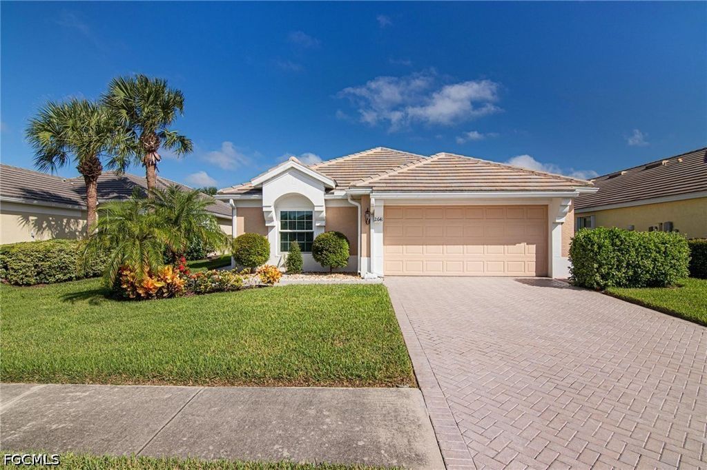 2641 Clairfont CT, Cape Coral, FL 33991
