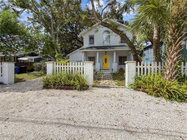 211 E 131ST AVENUE, Tampa, FL 33612