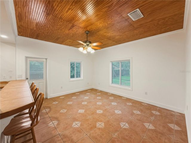 211 E 131ST AVENUE, Tampa, FL 33612