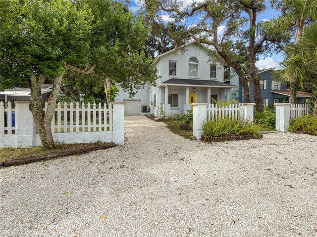 211 E 131ST AVENUE, Tampa, FL 33612