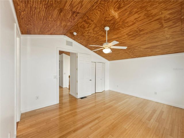 211 E 131ST AVENUE, Tampa, FL 33612