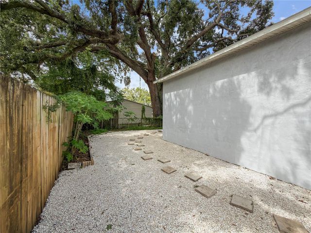 211 E 131ST AVENUE, Tampa, FL 33612