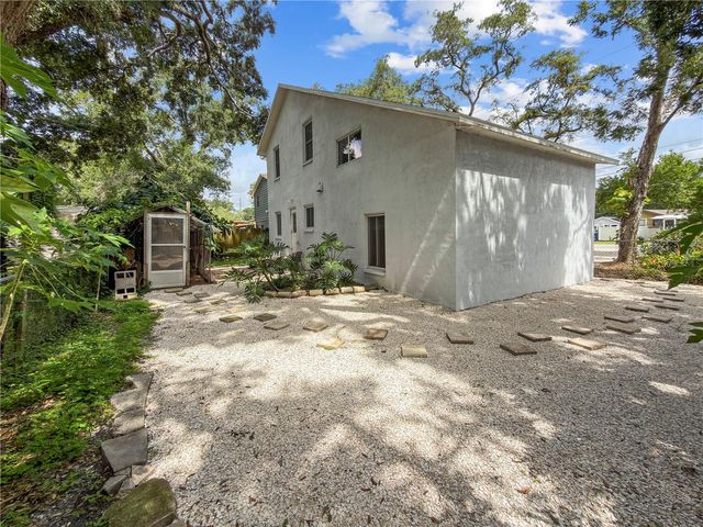 211 E 131ST AVENUE, Tampa, FL 33612