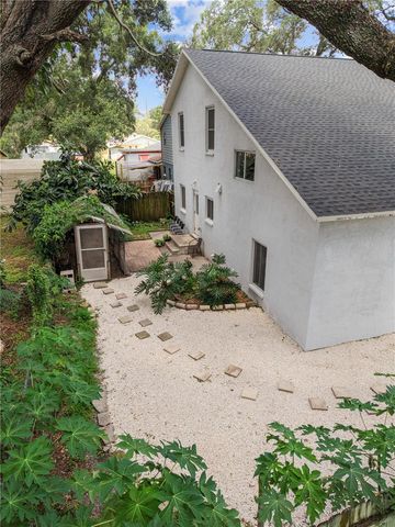 211 E 131ST AVENUE, Tampa, FL 33612