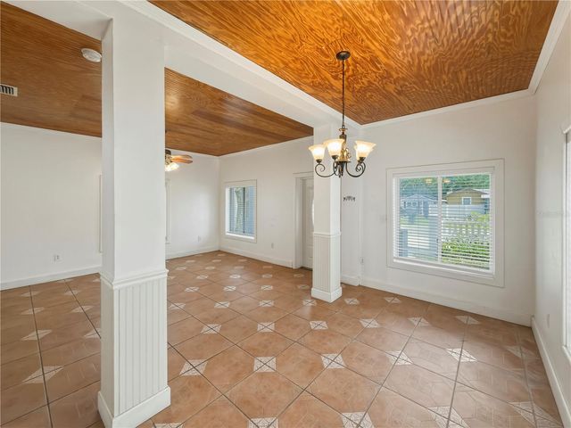 211 E 131ST AVENUE, Tampa, FL 33612