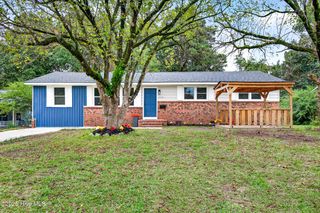 206 Regalwood Drive, Jacksonville, NC 28546