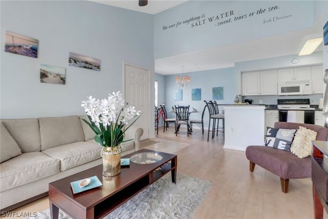 1205 Wildwood Lakes BLVD 201, Naples, FL 34104