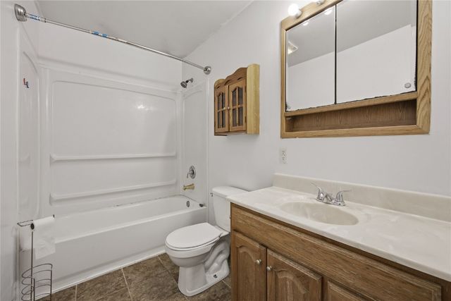 1413 Seminole Avenue NW, Cedar Rapids, IA 52405