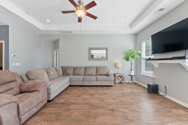 2012 Triple Crown Lane, Ridgeville, SC 29472