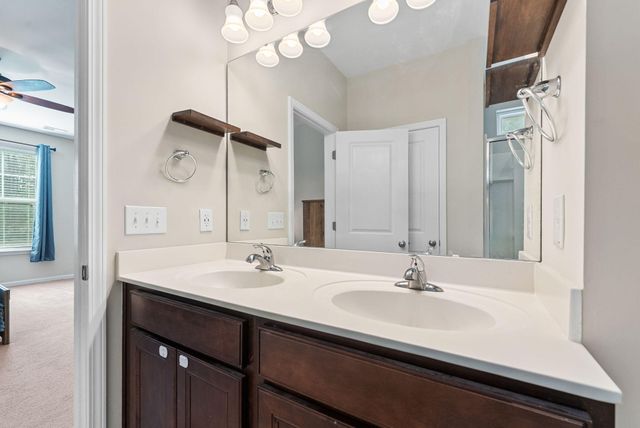 2012 Triple Crown Lane, Ridgeville, SC 29472