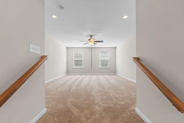 2012 Triple Crown Lane, Ridgeville, SC 29472