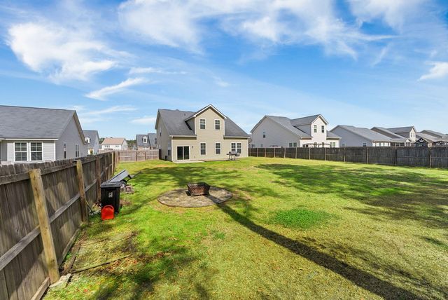 2012 Triple Crown Lane, Ridgeville, SC 29472