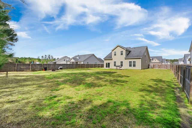 2012 Triple Crown Lane, Ridgeville, SC 29472