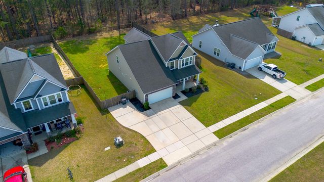2012 Triple Crown Lane, Ridgeville, SC 29472
