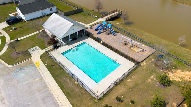 2012 Triple Crown Lane, Ridgeville, SC 29472