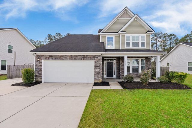 2012 Triple Crown Lane, Ridgeville, SC 29472