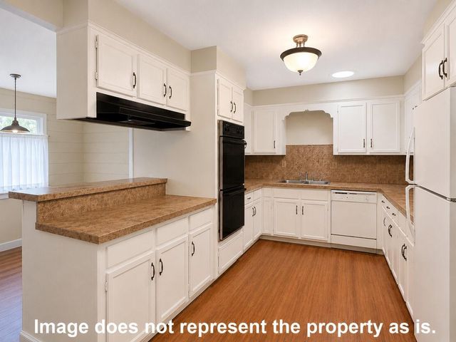 23102 Bayleaf Drive, Spring, TX 77373