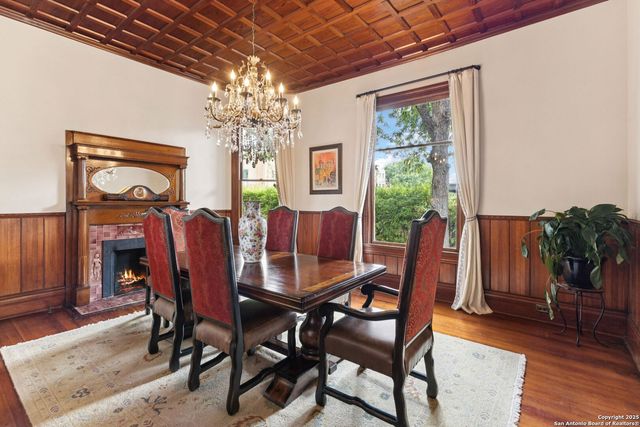 402 Madison, San Antonio, TX 78204