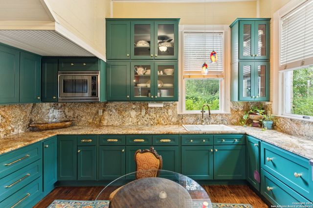 402 Madison, San Antonio, TX 78204