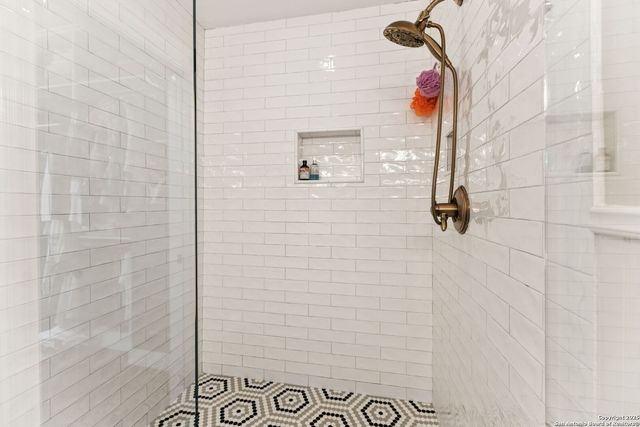 402 Madison, San Antonio, TX 78204