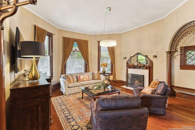 402 Madison, San Antonio, TX 78204