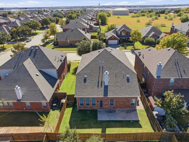 2731 Safe Harbor Drive, Lewisville, TX 75056