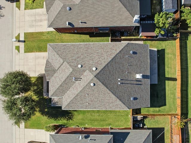 2731 Safe Harbor Drive, Lewisville, TX 75056