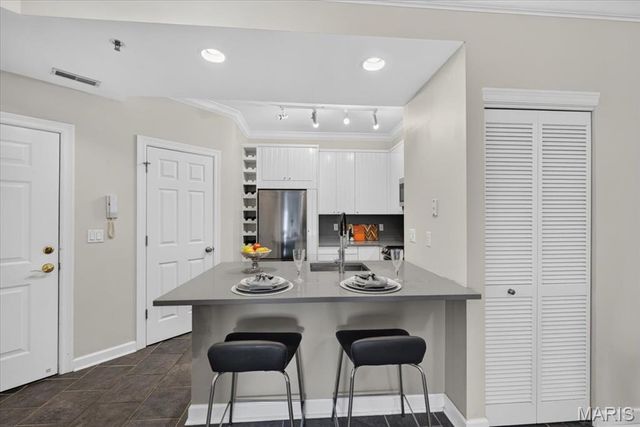 13101 Mill Crossing Court 200, Creve Coeur, MO 63141
