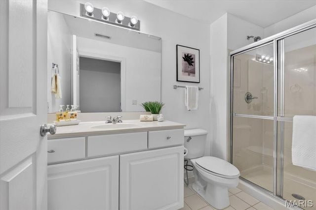 13101 Mill Crossing Court 200, Creve Coeur, MO 63141