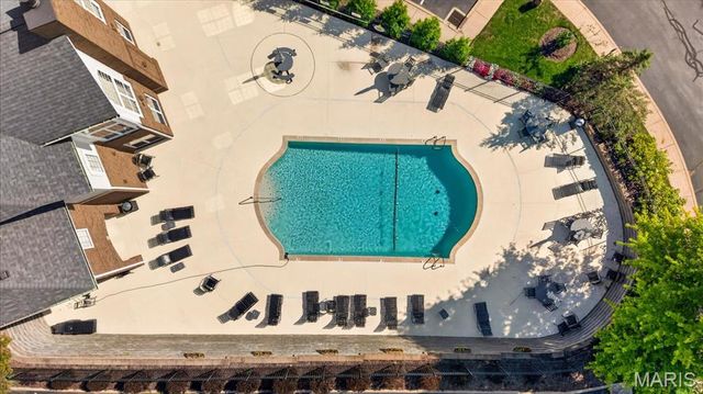 13101 Mill Crossing Court 200, Creve Coeur, MO 63141