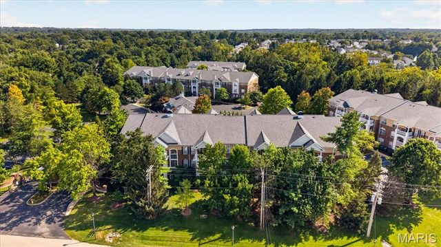 13101 Mill Crossing Court 200, Creve Coeur, MO 63141