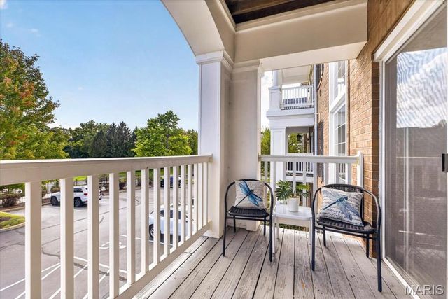 13101 Mill Crossing Court 200, Creve Coeur, MO 63141
