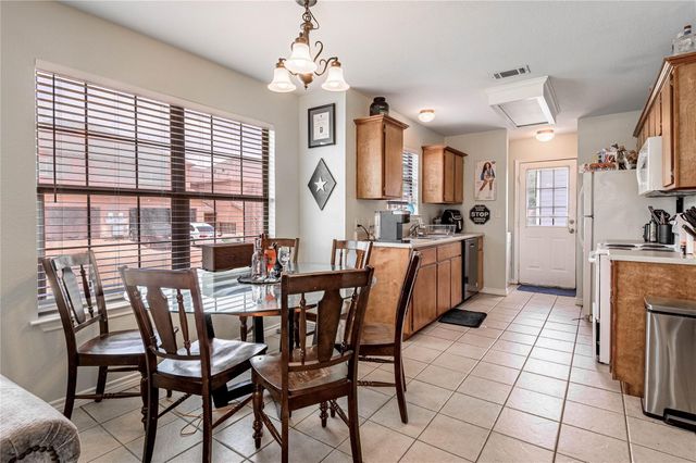101 Yegua Circle, Huntsville, TX 77340