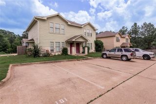 101 Yegua Circle, Huntsville, TX 77340