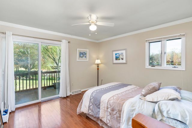 1743 N LAKESHORE DR, Louisa, VA 23093