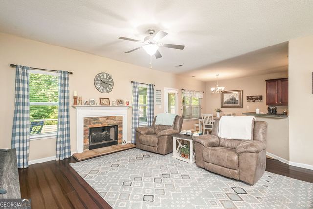 178 Brandish Drive, Newnan, GA 30263