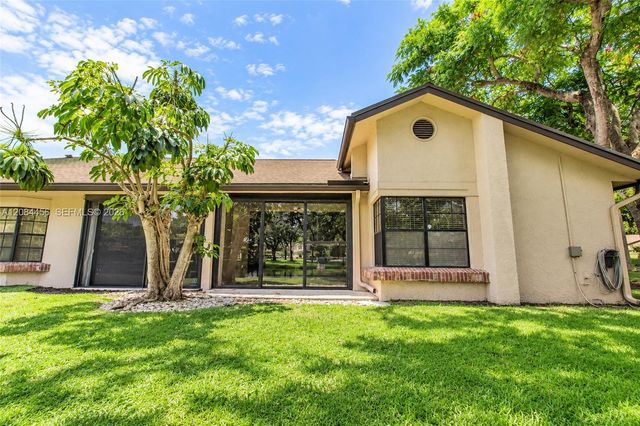 5289 Fairway Woods Drive 2911, Delray Beach, FL 33484