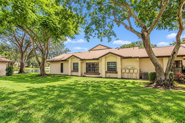5289 Fairway Woods Drive 2911, Delray Beach, FL 33484