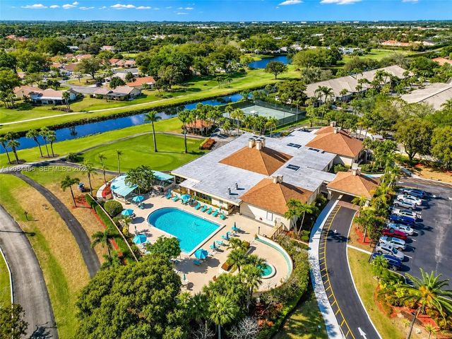 5289 Fairway Woods Drive 2911, Delray Beach, FL 33484