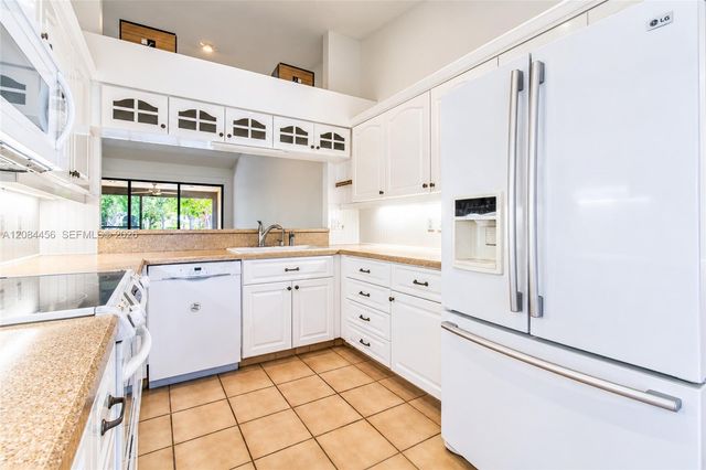 5289 Fairway Woods Drive 2911, Delray Beach, FL 33484