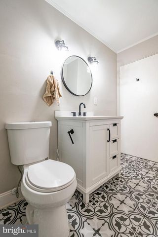 907 MARBROOK LN, York, PA 17404