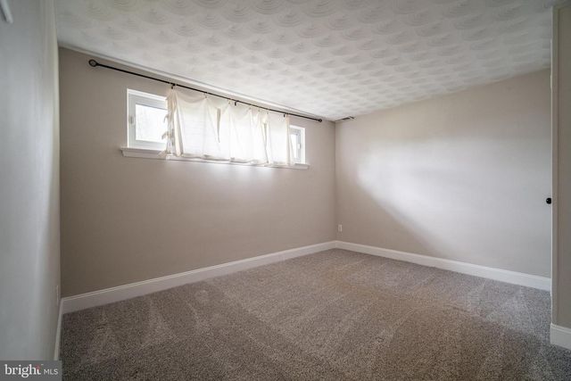 907 MARBROOK LN, York, PA 17404