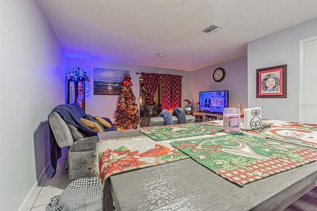 4010 OAK LIMB COURT, Tampa, FL 33614