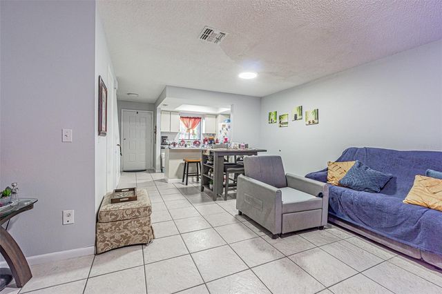 4010 OAK LIMB COURT, Tampa, FL 33614