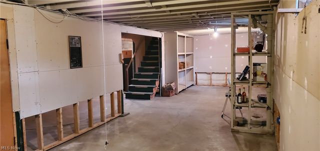 1794 Lilly Lane, Alliance, OH 44601